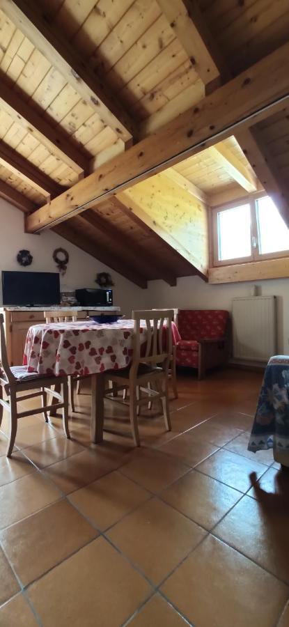 Mansarda A Carciato, Trilocale In Montagna Apartment Dimaro Exterior photo